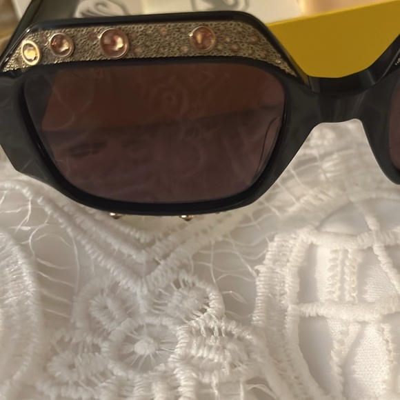 Swarovski Crystal Sunglasses SK 382 - Picture 6 of 7